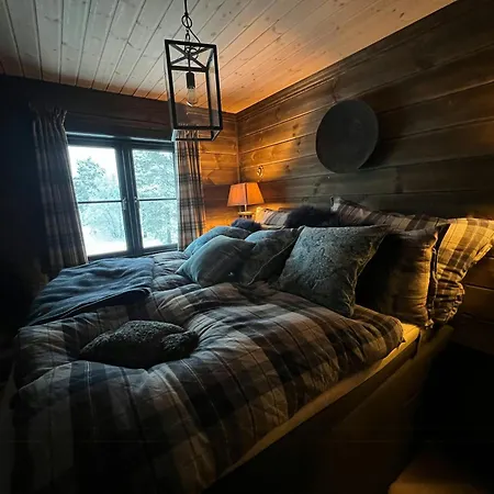 Luxury Mountain With Hot Tub And Trails Hébergement de vacances Gautefall