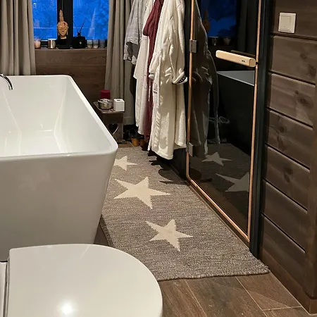 Luxury Mountain With Hot Tub And Trails Hébergement de vacances
