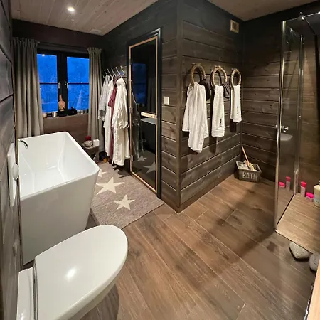 Luxury Mountain With Hot Tub And Trails * Gautefall
